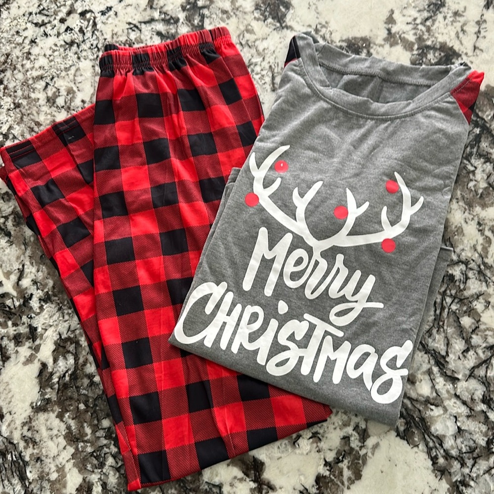 Buffalo Check Christmas Pajamas | Size M